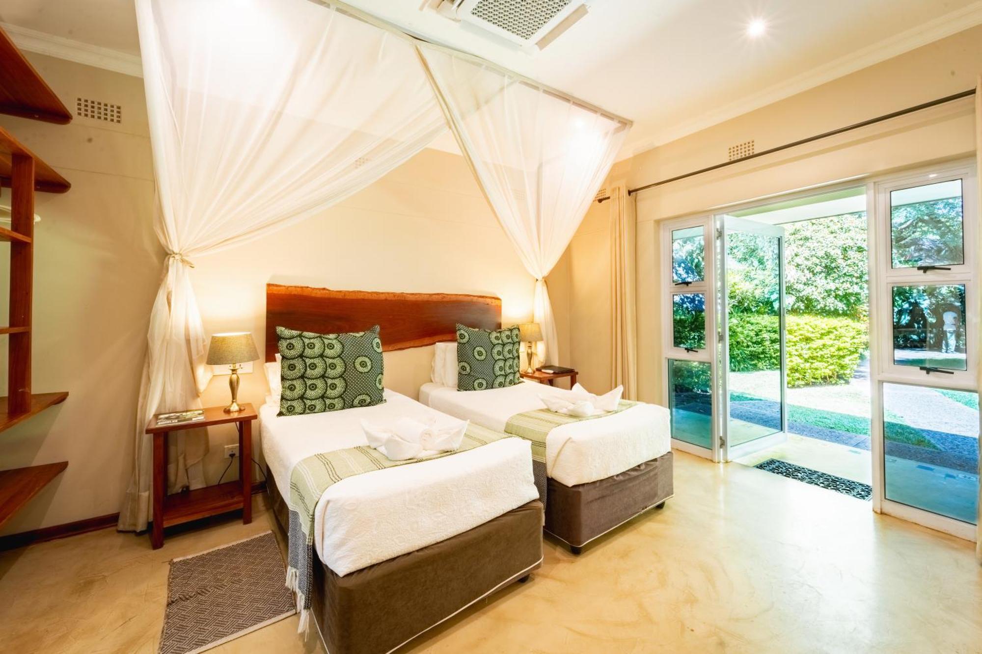 Bayete Guest Lodge Вікторія-Фоллс Екстер'єр фото