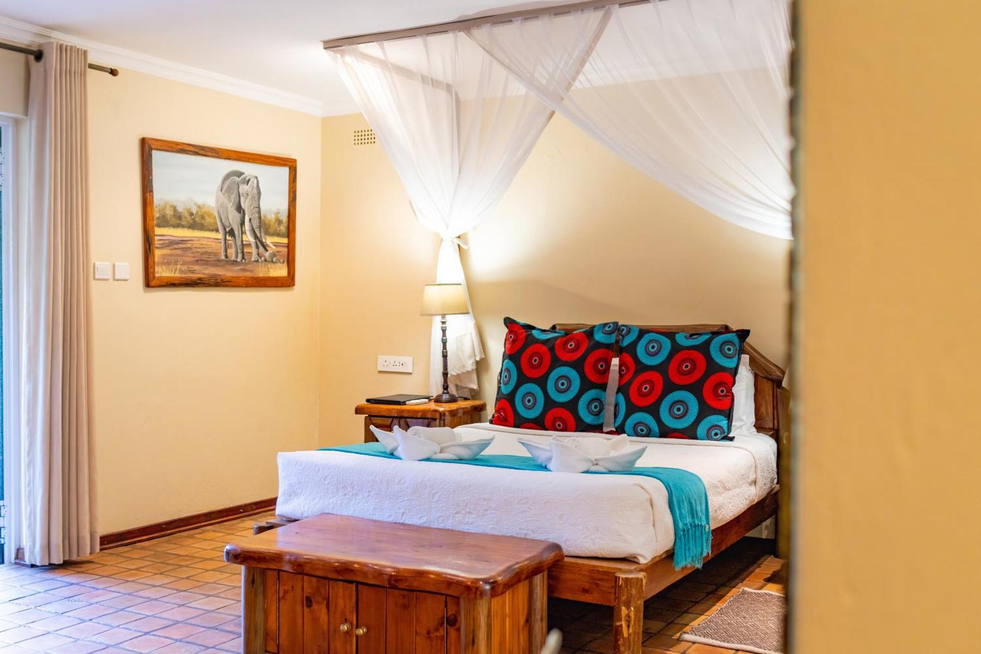 Bayete Guest Lodge Вікторія-Фоллс Екстер'єр фото
