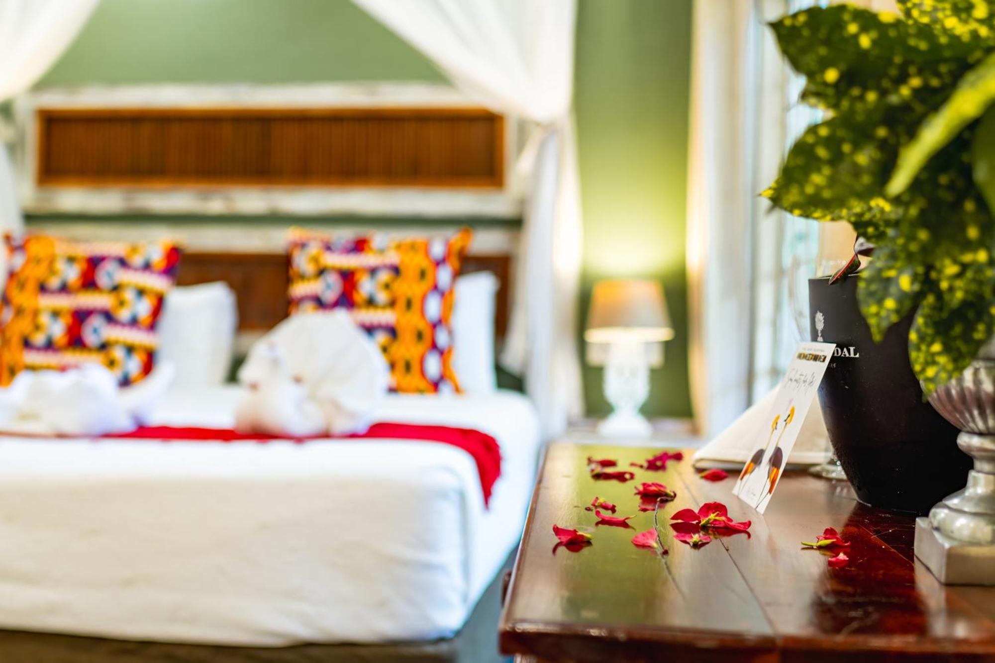 Bayete Guest Lodge Вікторія-Фоллс Екстер'єр фото